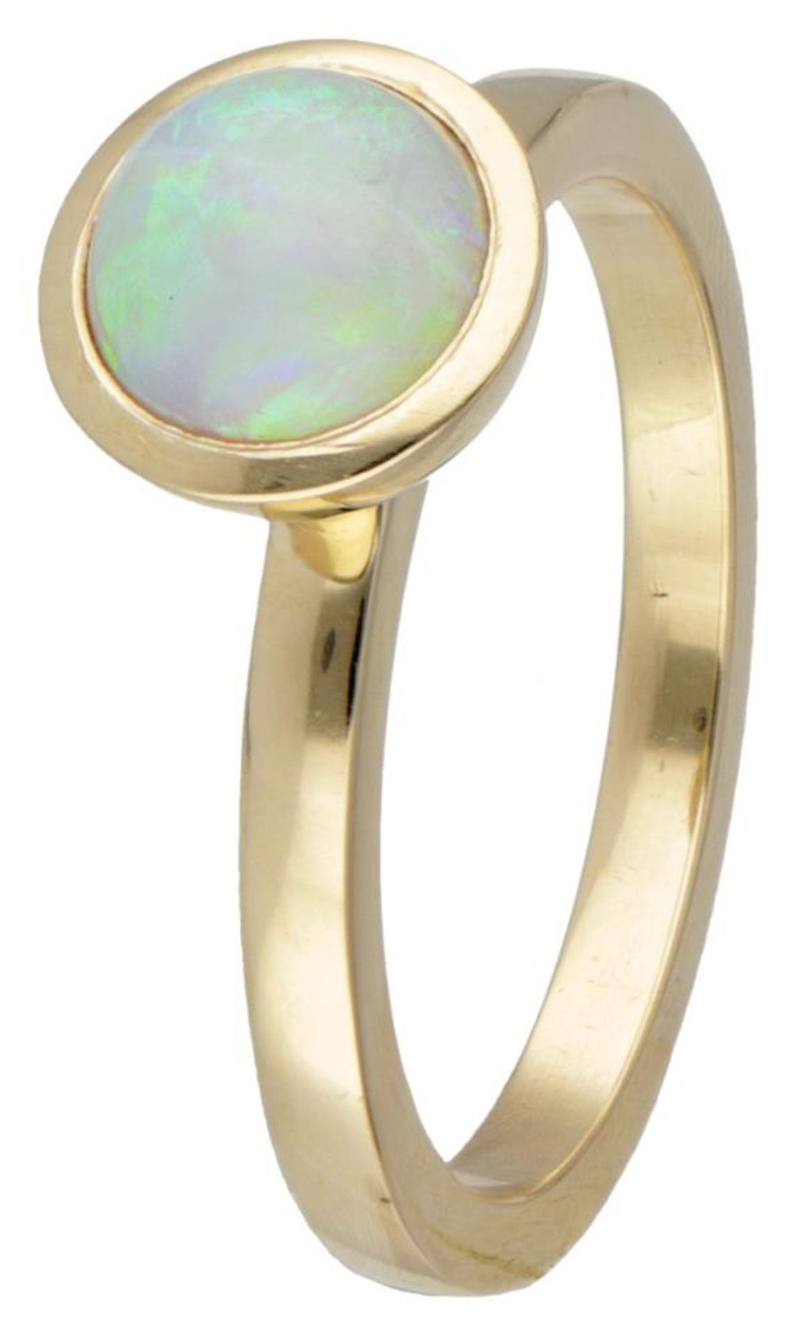 14K. Yellow gold solitaire ring set with precious opal.