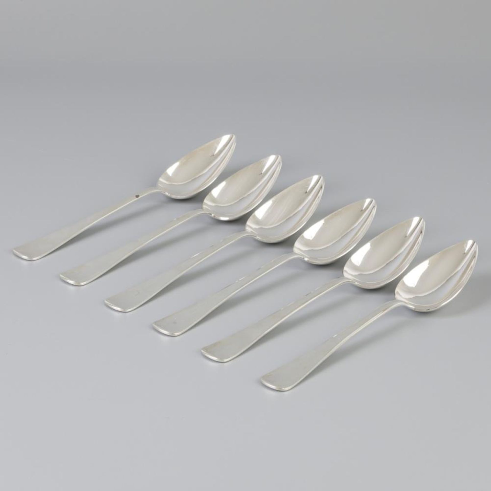 6 piece set dinner spoons "Haags Lofje" silver.