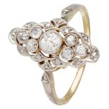 14K. Yellow gold openwork Art Deco ring set with approx. 0.41 ct. diamond.