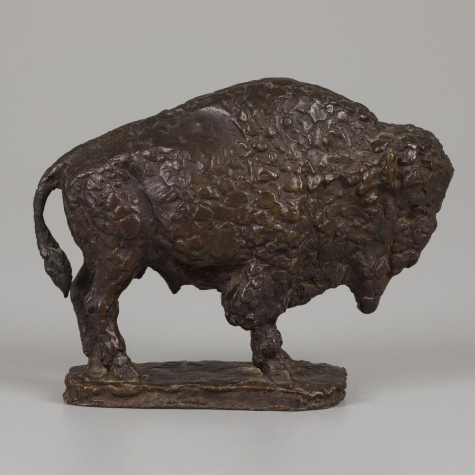 Pieter D'HONT (1917-1997), a bronze sculpture of a bison. - Image 8 of 14
