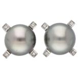 18K. White gold Gellner ear studs set with diamond and cultured Tahiti pearl.