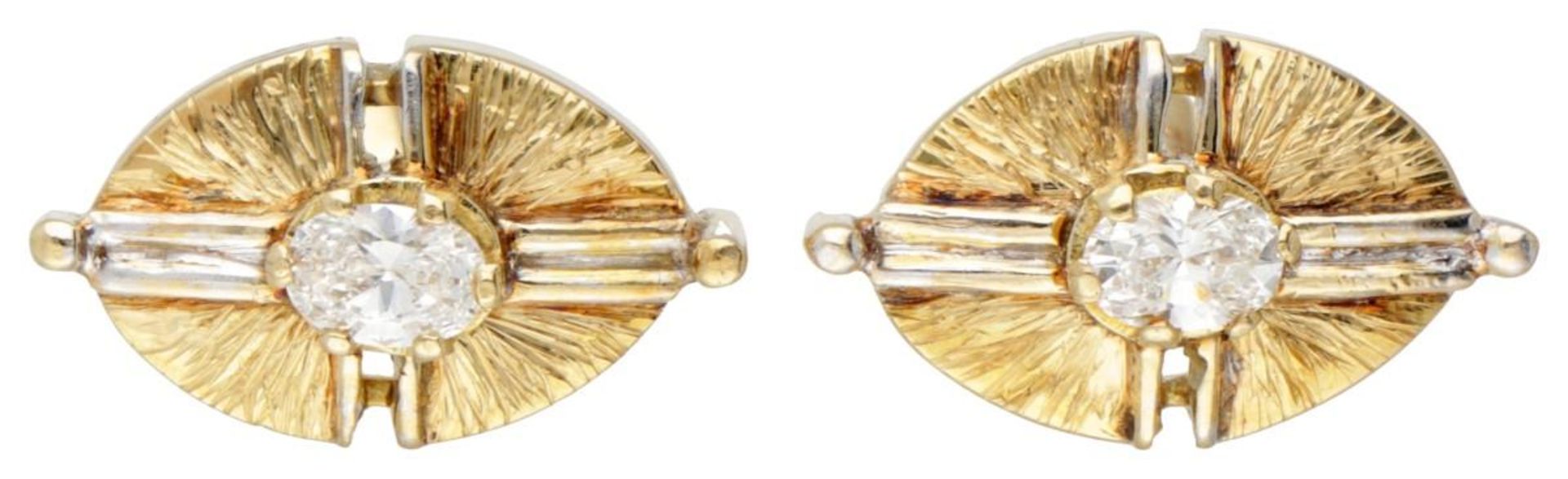 14K. Bicolor gold cufflinks set with approx. 0.65 ct. diamond. - Image 4 of 6