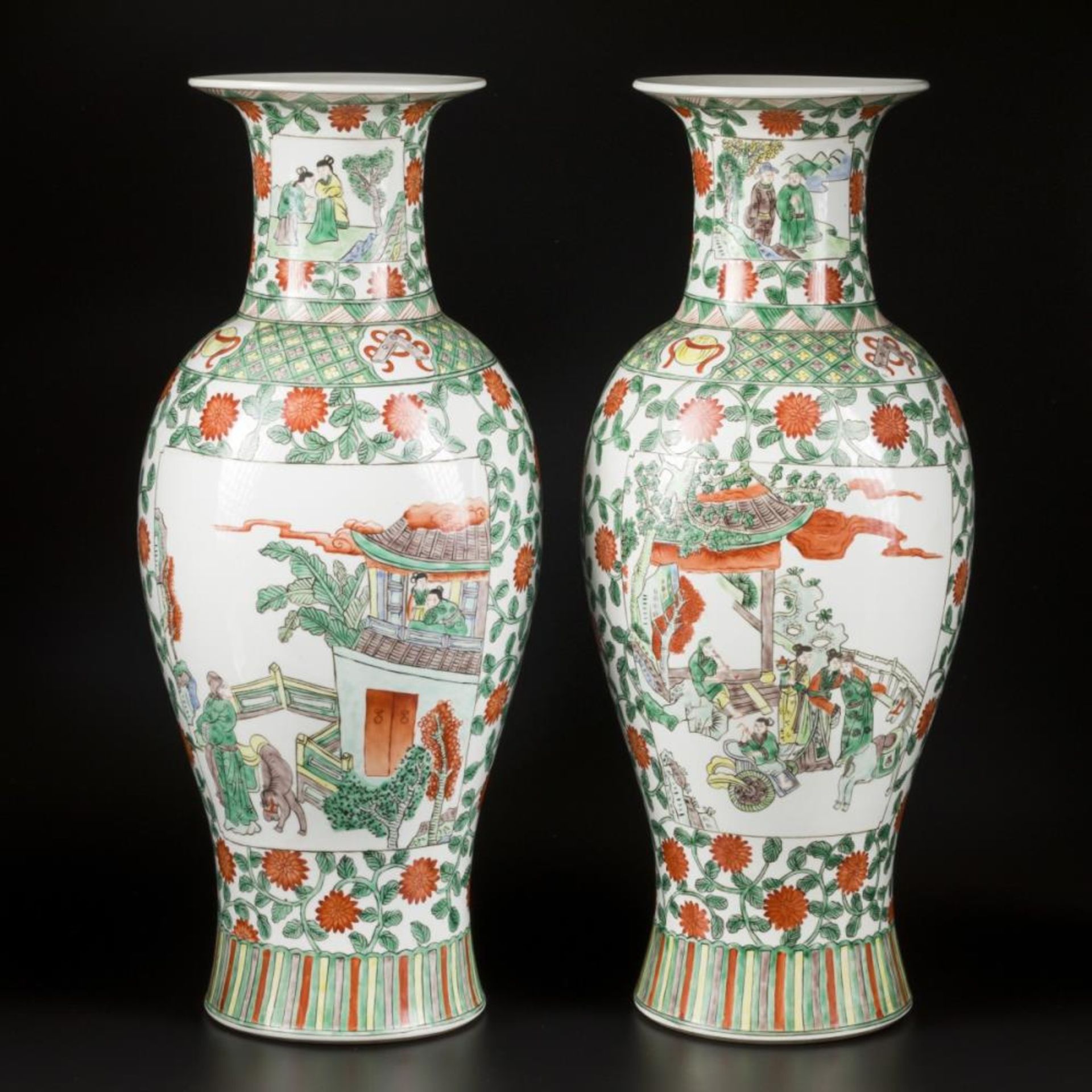 A set of (2) Wucai style porcelain baluster vases (transition-style), China, 20th century. - Image 8 of 8