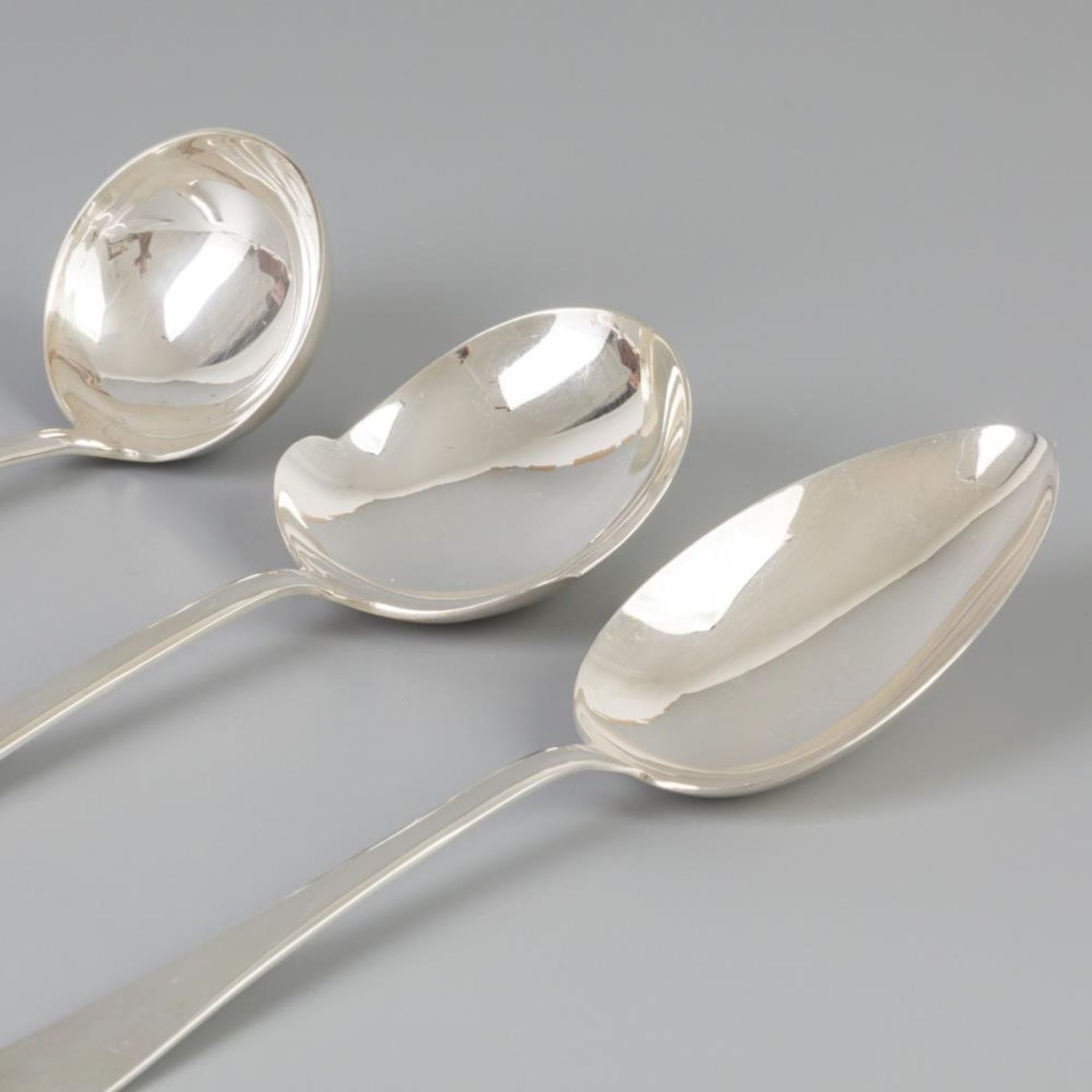 3 piece set of spoons / laddles "Haags Lofje" silver. - Image 2 of 5