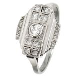 18K. White gold Art Deco ring set with approx. 0.24 ct. diamond.