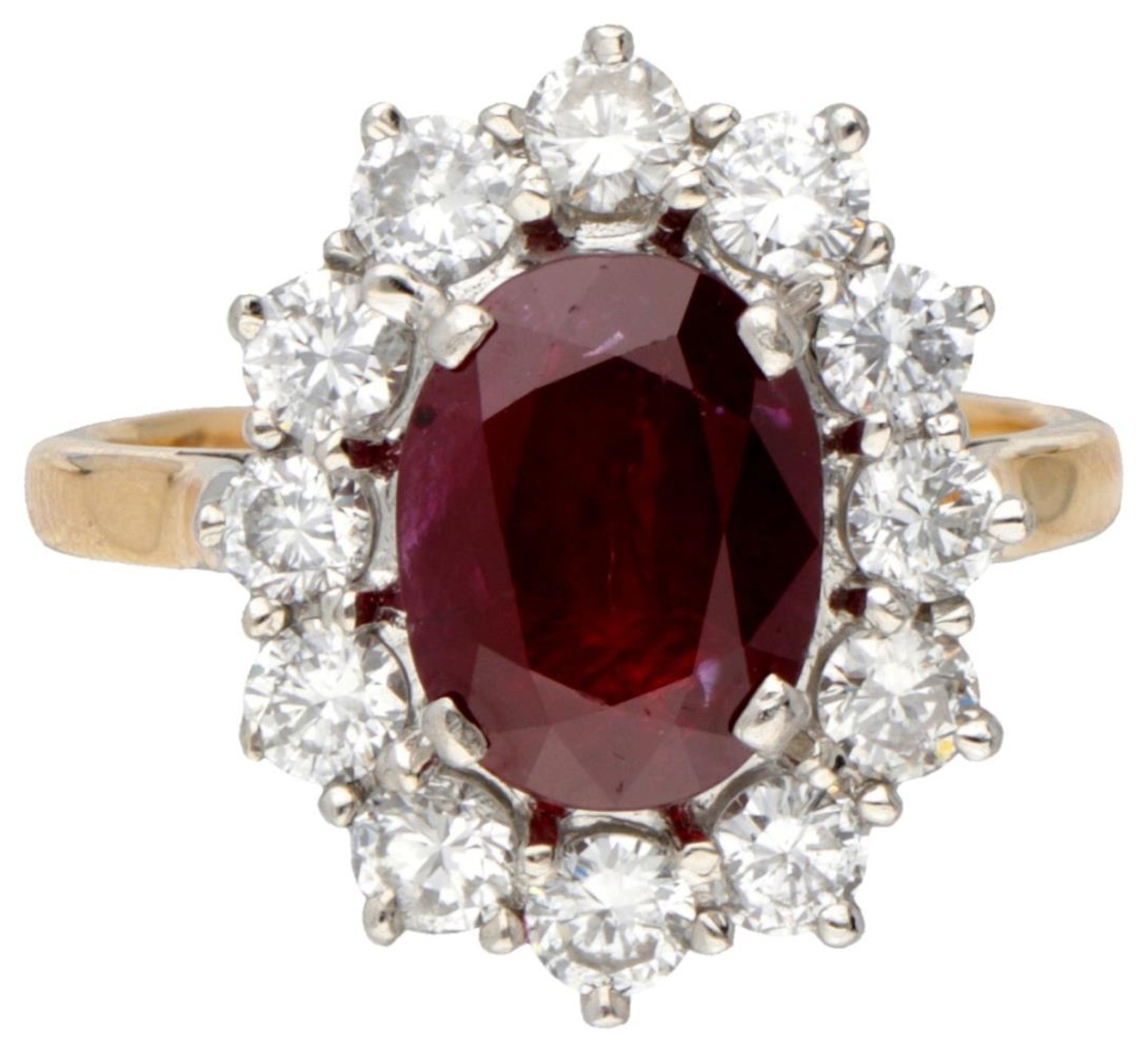 18K. Yellow gold entourage ring set with approx. 1.08 ct. diamond and ruby. - Image 3 of 6