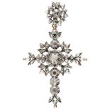 14K. Yellow gold/sterling silver 19th century cross-shaped pendant set with rose cut diamond.