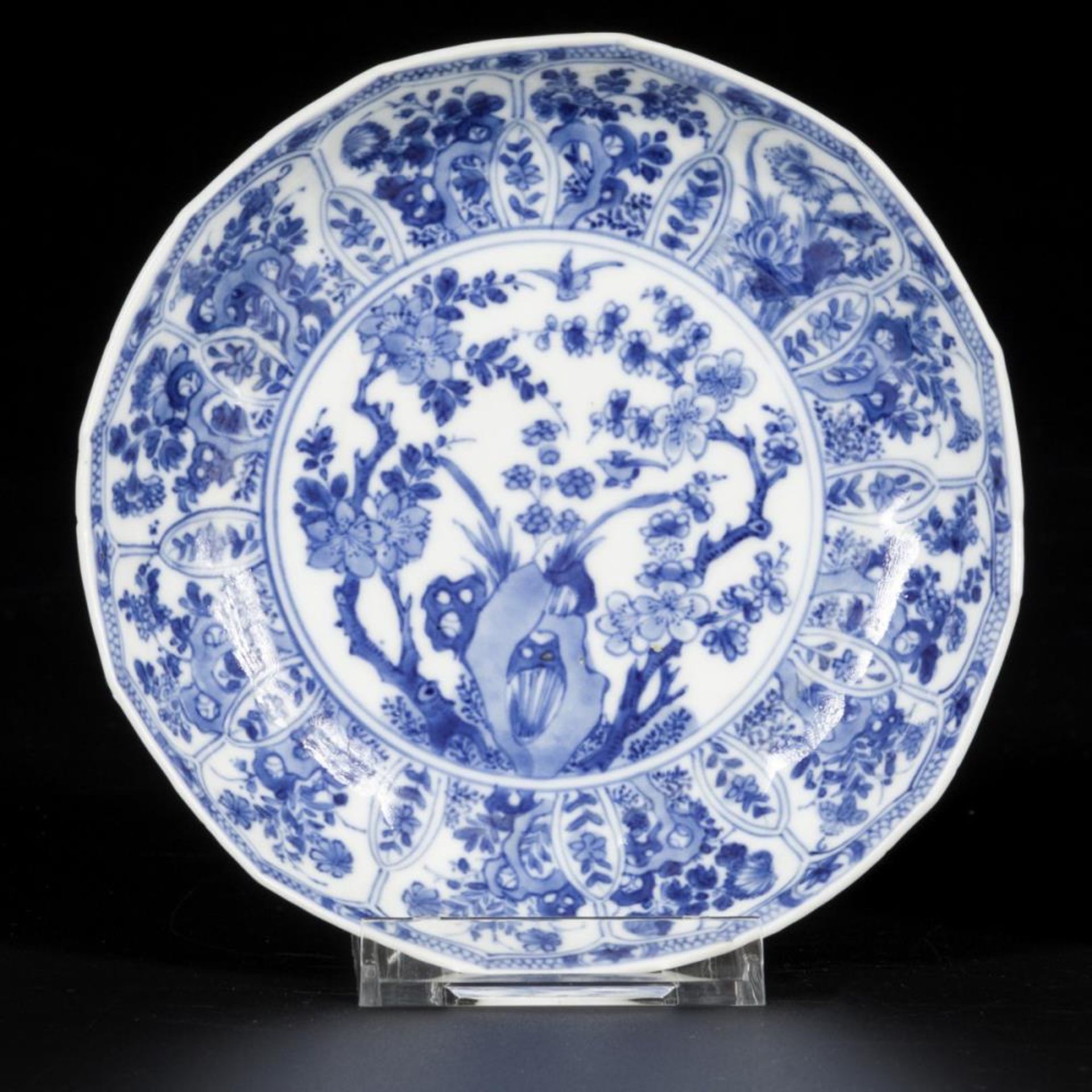 A set of (2) porcelain angled plates with rock, birds and prunus decor, China, Kangxi. - Image 3 of 8