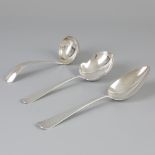 3 piece set of ladles "Haags Lofje" silver.