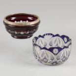 A (2) piece lot comprised of various bowls in the manner of Val-Saint-Lambert, France(?), 20th centu