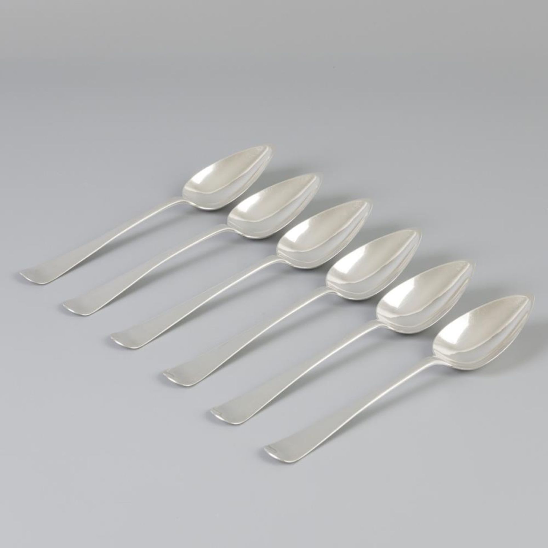 6 piece set dinner spoons "Haags Lofje" silver.