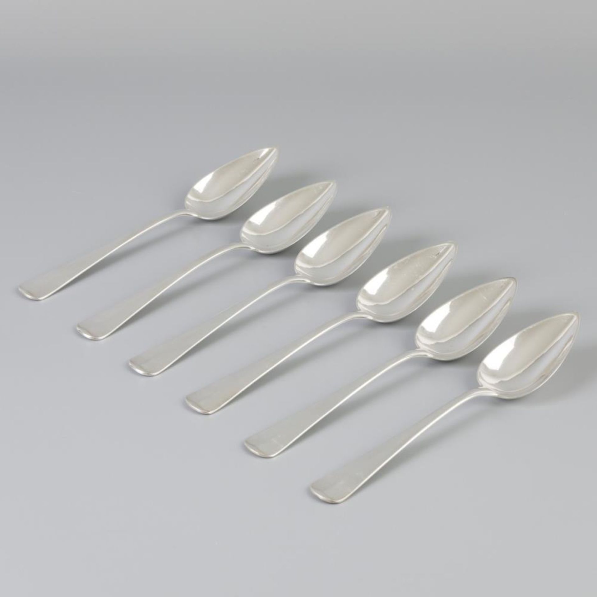 6 piece set dinner spoons "Haags Lofje" silver.