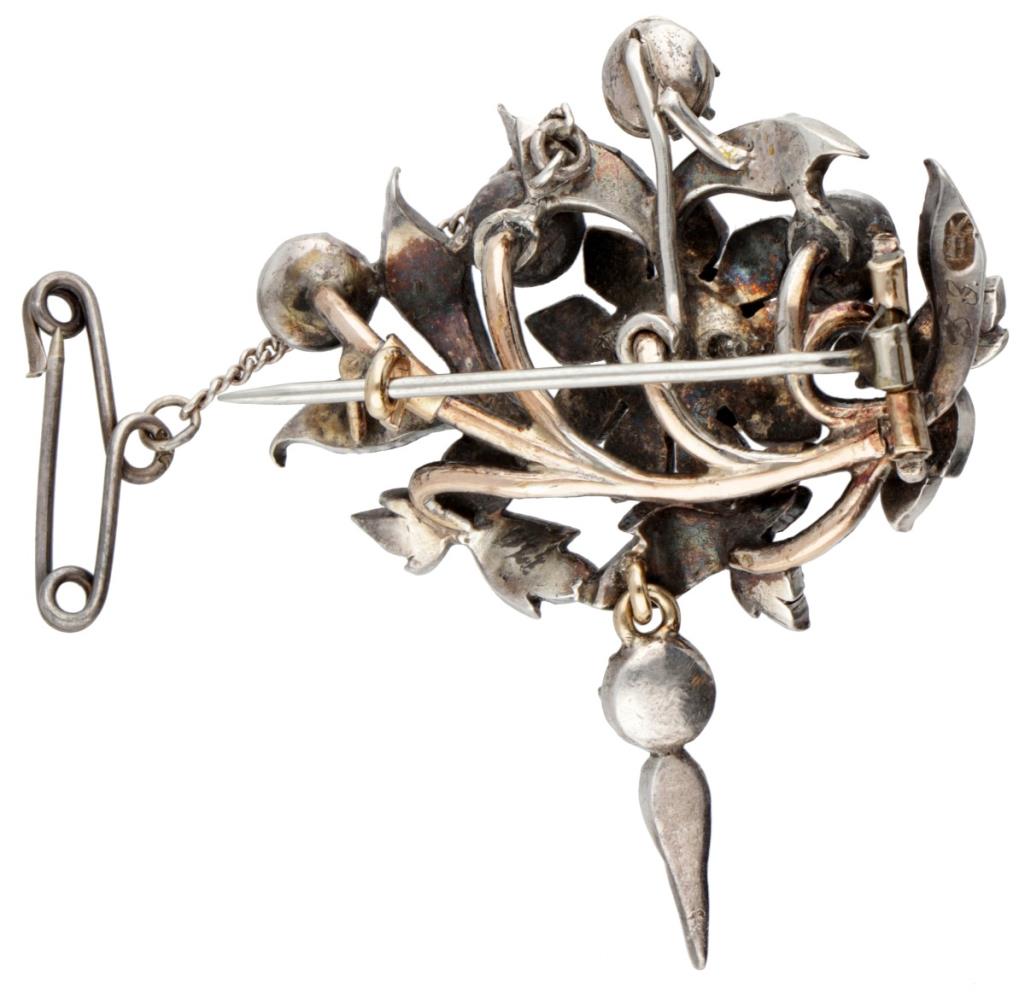 Antique 835 silver floral brooch set with rose cut diamond. - Image 3 of 6