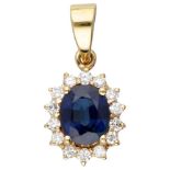 18K. Yellow gold cluster pendant set with approx. 1.26 ct. natural sapphire and approx. 0.14 ct. dia
