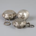 3-piece lot of Sirih / betel boxes BLA / silver.