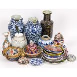 A lot comprising various porcelain and earthenware.