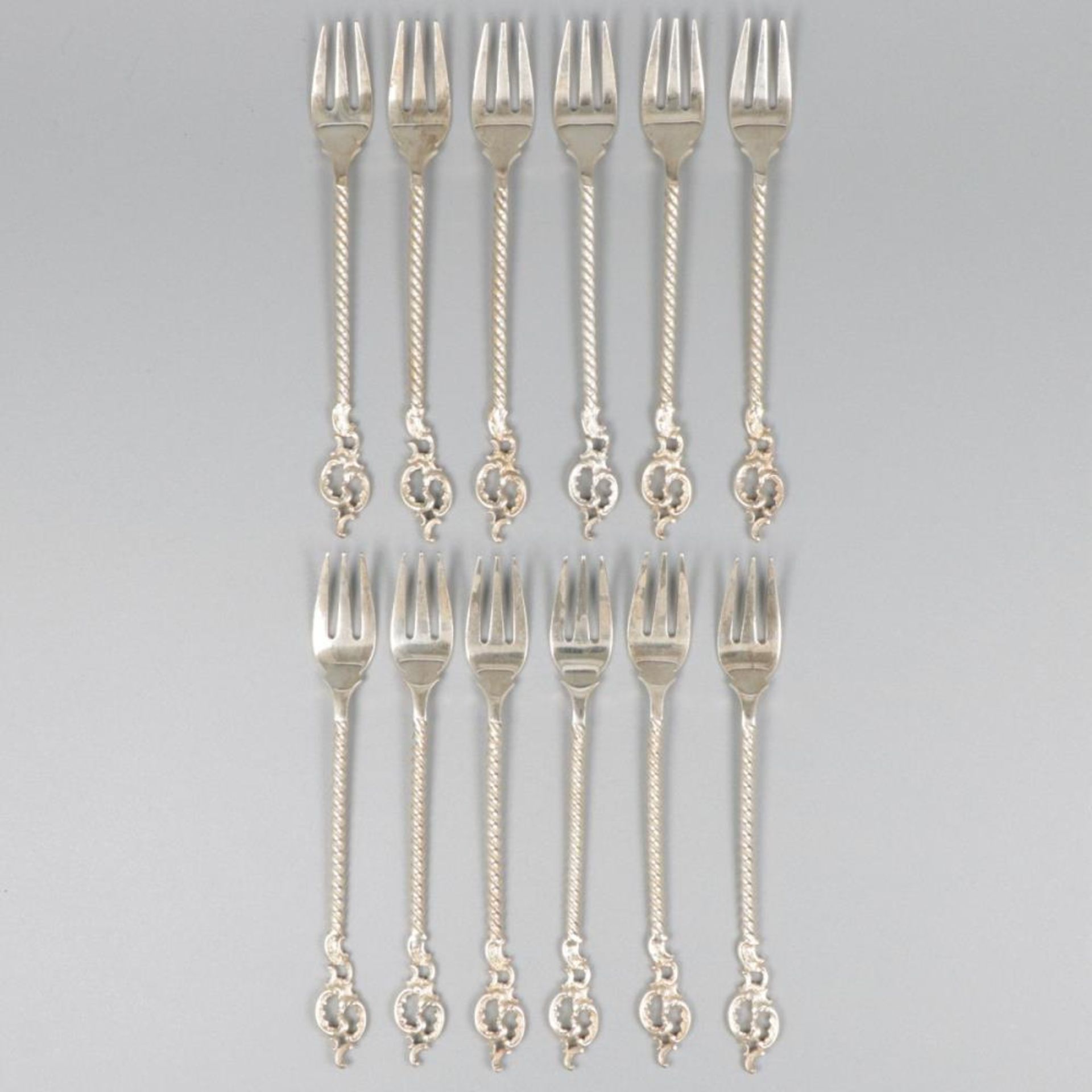 12-piece set silver cake / pastry forks.