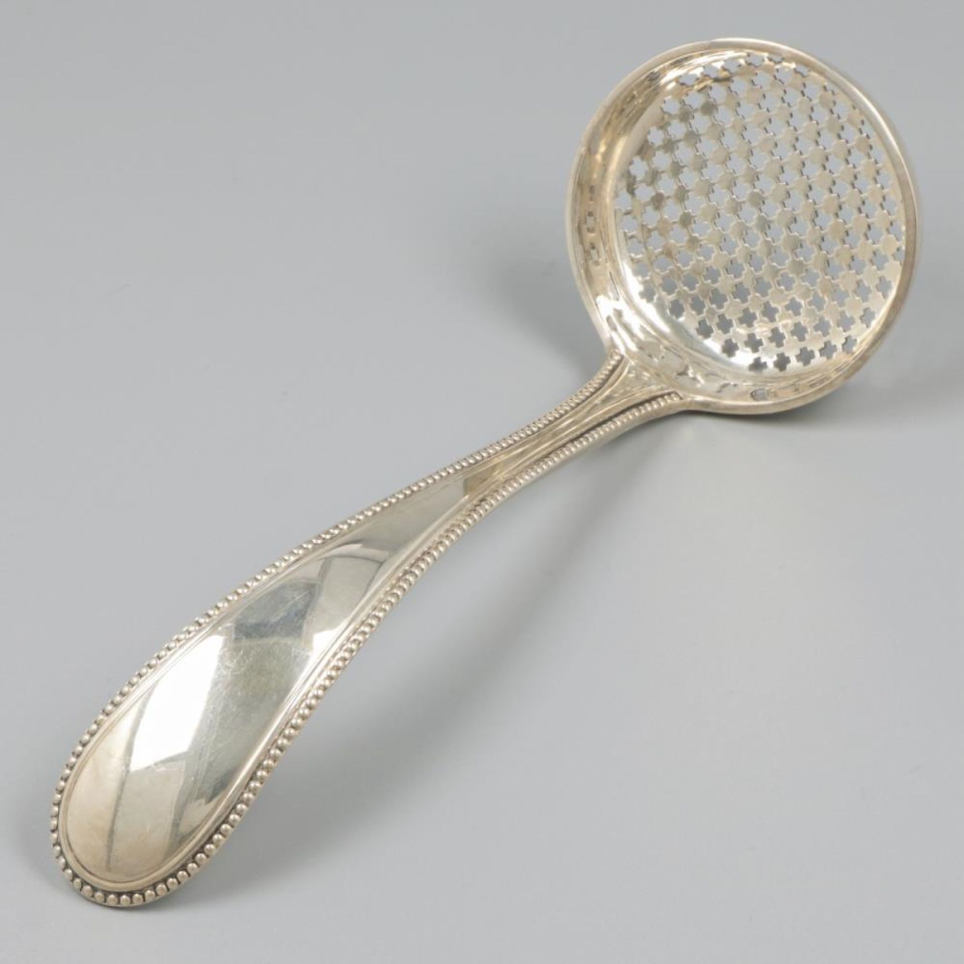 Sifter spoon silver.