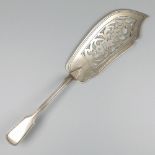 Fish slice silver-plated.