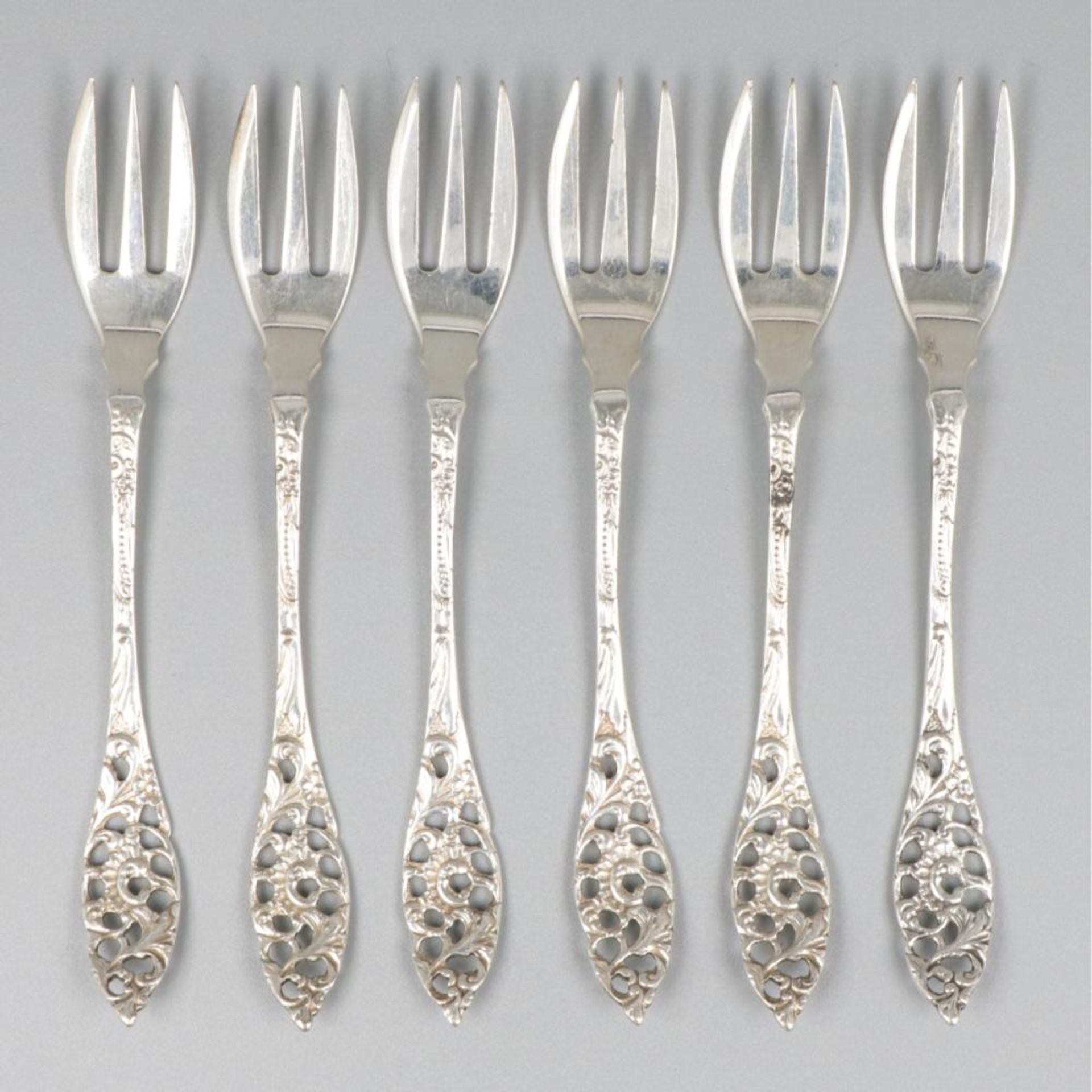 6-piece set of silver cake / pastry forks.