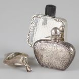 3-piece lot of perfume bottles silver-plated / silver.