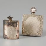 2-piece set perfume bottles silver.