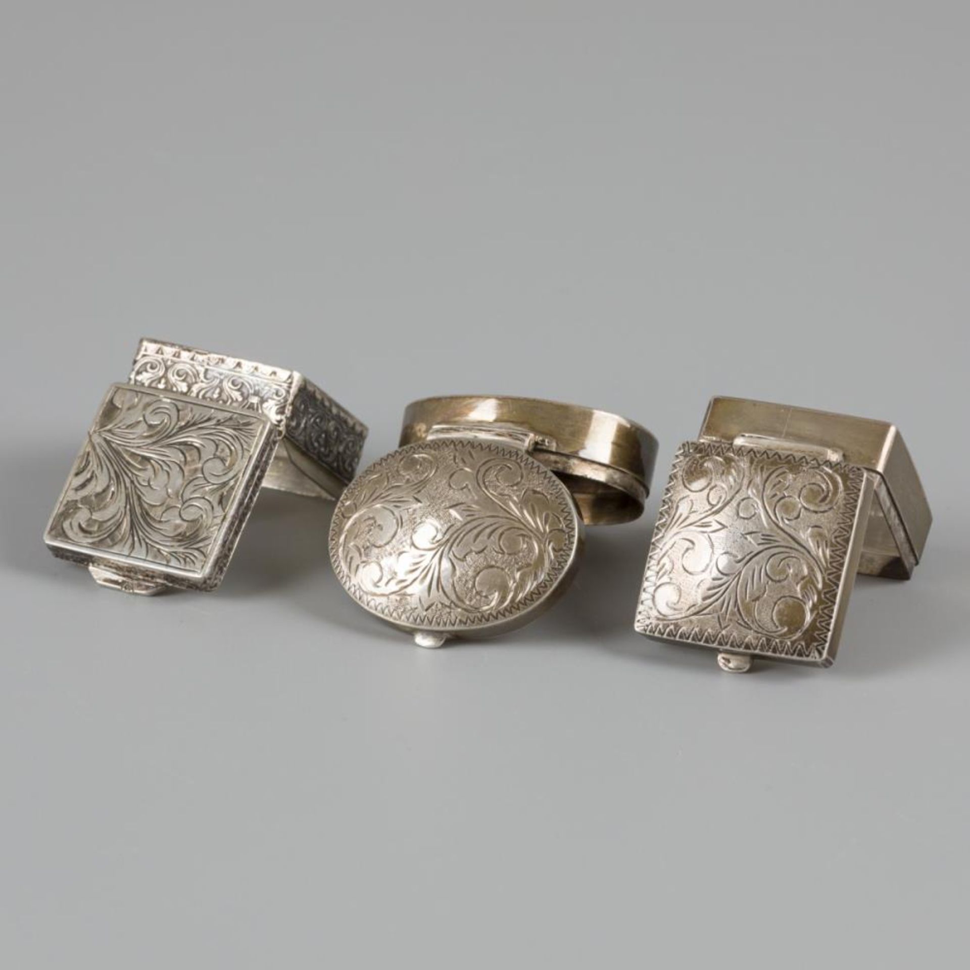 3-piece lot pillboxes silver. - Bild 2 aus 3
