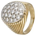 18K. Yellow gold vintage ring set with approx. 1.25 ct. diamond.