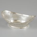 Bonbon / sweetmeat basket silver.