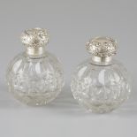 2-piece set dressing table bottles silver.