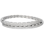 18K. White gold Damiani bangle bracelet set with approx. 0.70 ct. diamond.