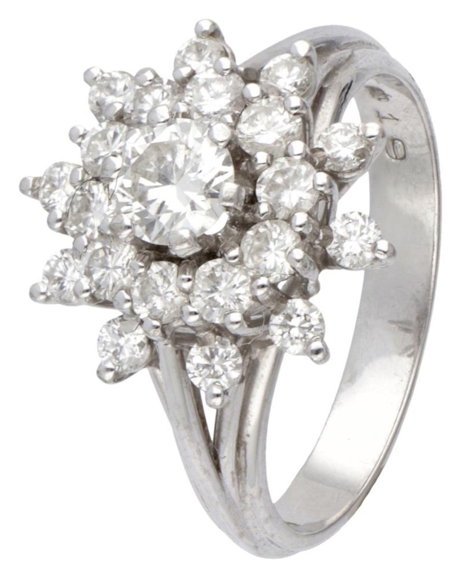 18K. White gold entourage ring set with approx. 0.89 ct. diamond.