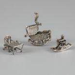 3-piece lot miniatures silver.