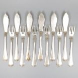 12-piece fish cutlery set silver.