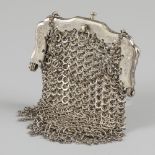 Bracket purse silver.