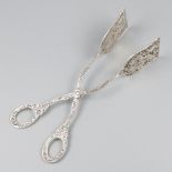 Pastry tongs silver.