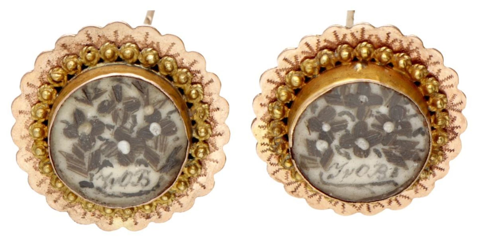 Set of two antique 14K. rose gold mourning lapel pins with depictions of flowers made from hair. - Bild 2 aus 3
