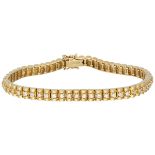 18K. Yellow gold tennis bracelet set with approx. 1.65 ct. diamond.