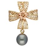 14K. Yellow gold brooch with rose gold flower set with a Tahiti pearl.