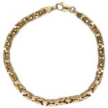 14K. Yellow gold king link bracelet.