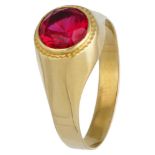 18K. Yellow gold ring set with approx. 2.04 ct. synthetic ruby.