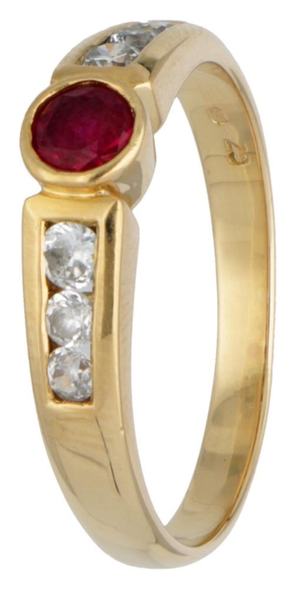 18K. Yellow gold ring set with approx. 0.31 ct. ruby and cubic zirconia.