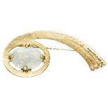 Vintage 14K. yellow gold brooch set with approx. 5.32 ct. opal.