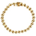 18K. Yellow gold link bracelet.