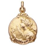 Gold plated French Art Nouveau FIX pendant signed by Becker, approx. 1900.