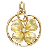 14K. Yellow gold Art Nouveau four-leaf clover brooch with a seed pearl.