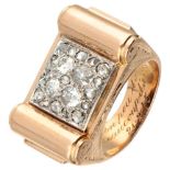 18K. Yellow gold retro tank ring set with approx. 0.40 ct. diamond.