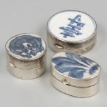 3-piece lot pillboxes silver.