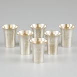 6-piece set of shot cups silver.