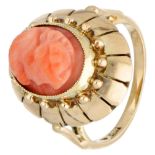 14K. Yellow gold vintage ring set with a red coral cameo.